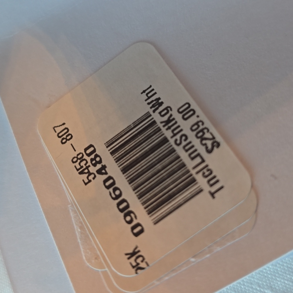 West Elm Signature TENCELtm Linen Sheet Set, King ,White, Retail Price $299.00US - Picture 16 of 16